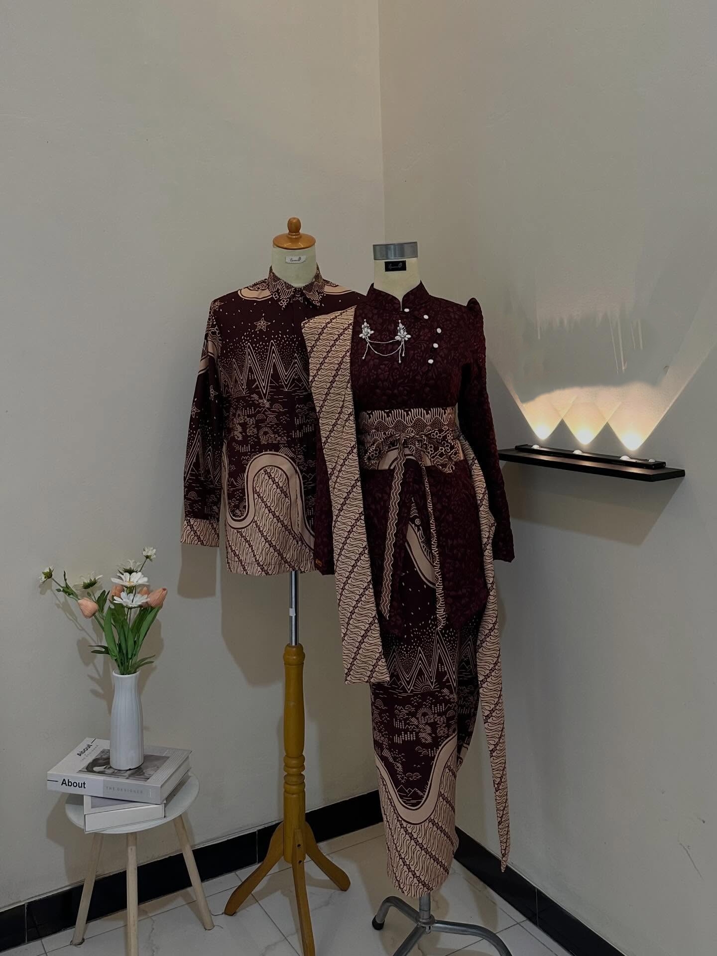 Kebaya couple